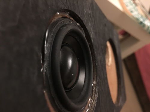 怎样将蓝牙扬声器放入旧收音机中